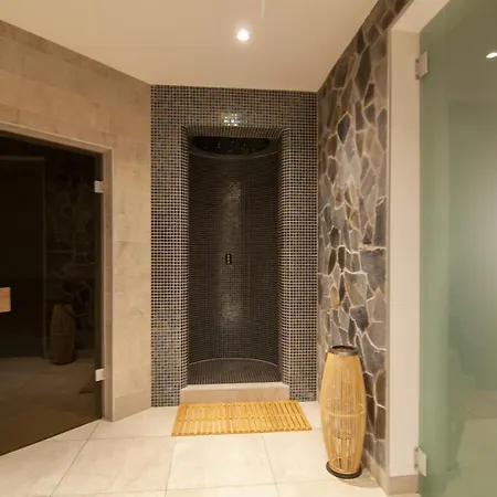 Vendégház Koeniguv Mlyn