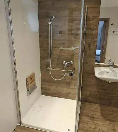 Vendégház Koeniguv Mlyn