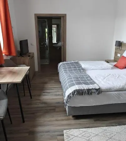 Vendégház Koeniguv Mlyn